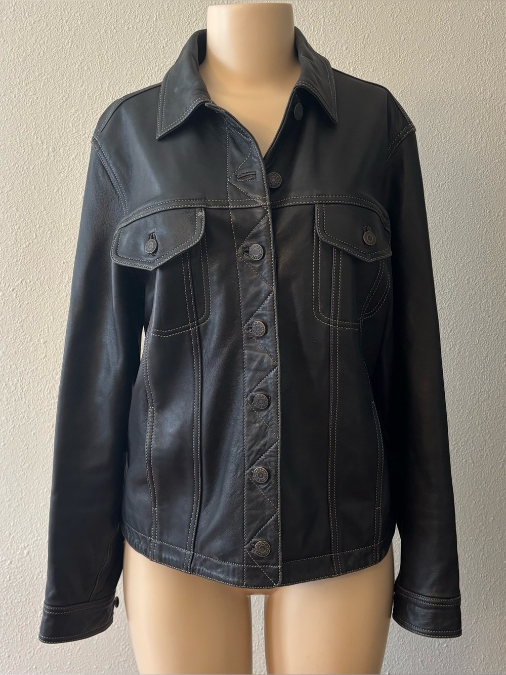 Vintage GAP Y2K 90’s Genuine Leather Trucker Jacket Black Sz Medium